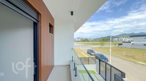 Image 17 - 873160