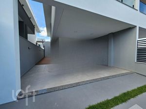 Image 1 - 873160
