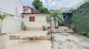 Image 37 - 873228