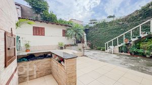 Image 36 - 873228