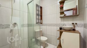 Image 8 - 873228