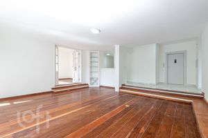 Image 32 - 873237