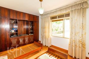 Image 30 - 873242