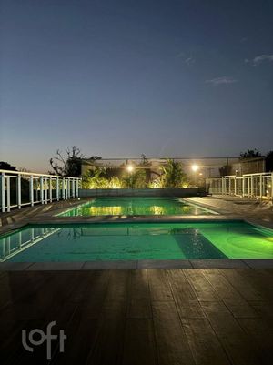 Image 19 - 873248