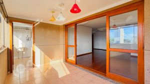 Image 8 - 873262