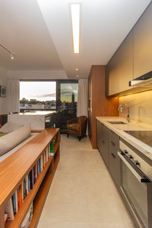 Image 27 - 873267
