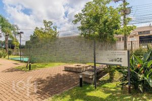 Image 14 - 873309