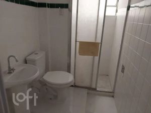 Image 7 - 873310