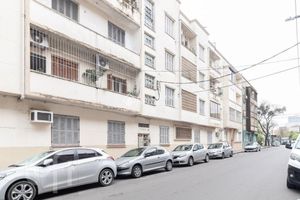 Image 9 - 873310