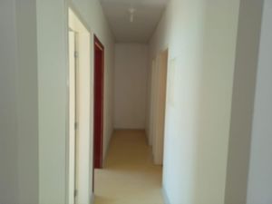 Image 4 - 873315