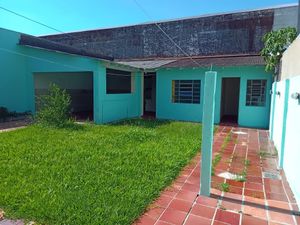 Image 15 - 873315