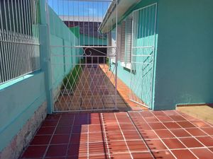 Image 13 - 873315
