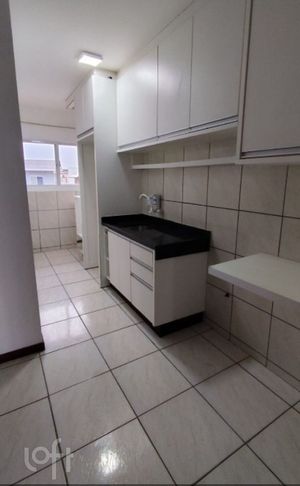 Image 11 - 873316