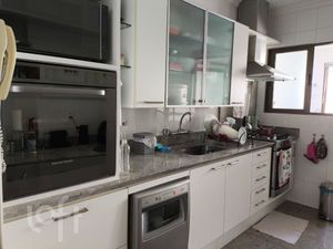 Image 3 - 873317