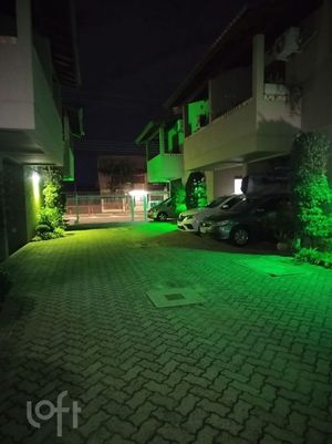 Image 26 - 873318