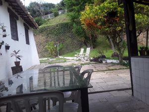 Image 11 - 873337