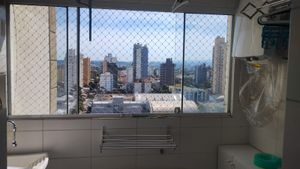 Image 13 - 873341