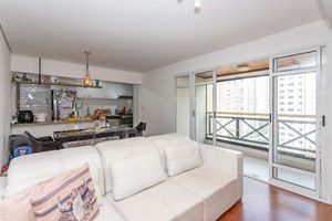 Image 4 - 873355