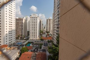 Image 10 - 873355