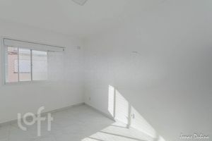 Image 12 - 873374