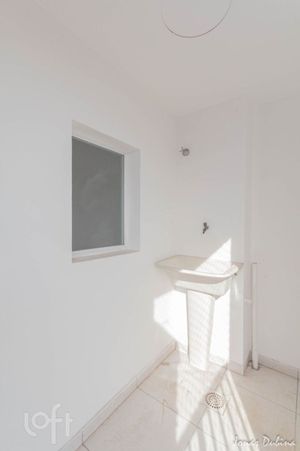 Image 7 - 873374