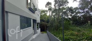 Image 6 - 873382