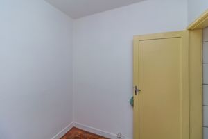 Image 16 - 873387