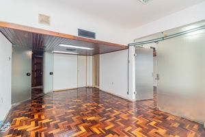 Image 10 - 873411
