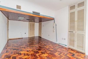 Image 18 - 873411