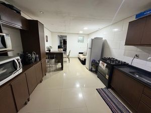 Image 2 - 873428
