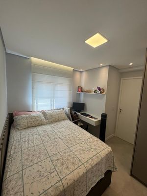 Image 9 - 873429