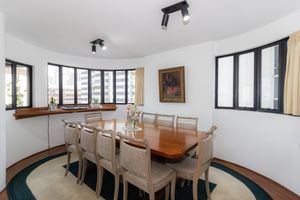 Image 11 - 873454