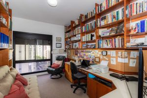 Image 31 - 873454