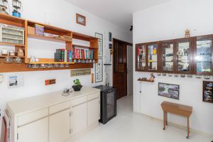 Image 35 - 873454