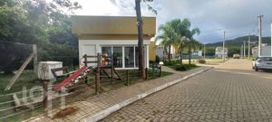 Image 12 - 873485