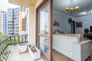 Image 6 - 873487