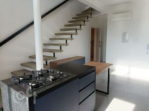 Image 4 - 873492