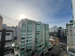 Image 15 - 873494