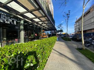 Image 42 - 873495