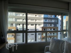 Image 5 - 873495