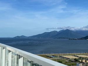 Image 35 - 873495