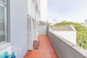 Image 3 - 873505
