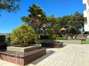 Image 4 - 873511