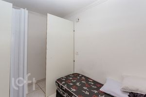 Image 18 - 873512