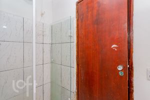 Image 30 - 873512