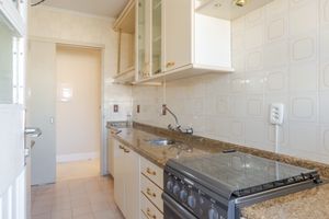 Image 19 - 873541