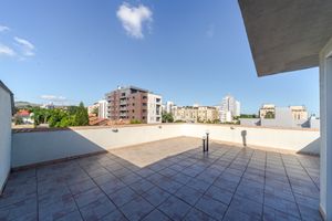Image 24 - 873541