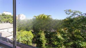 Image 6 - 873545