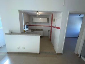 Image 3 - 873556