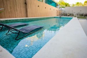 Image 3 - 873560